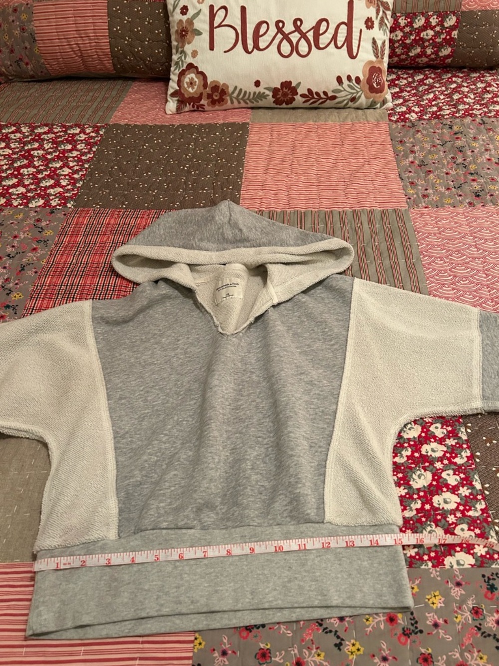 Abercrombie & fitch Cozy Heather Gray Cropped Hoodie Sweatshirt - Picture 10 of 10
